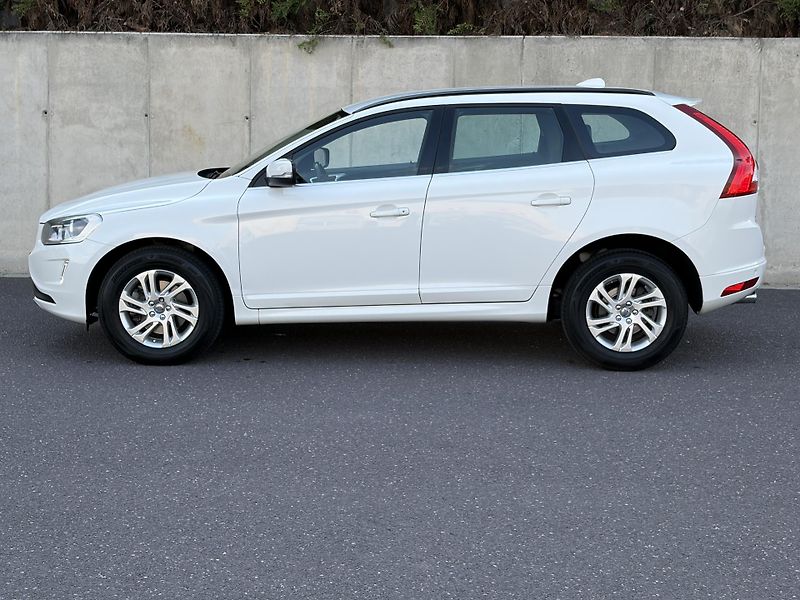 Volvo XC60 (2016) 2.0 D3 110kW AT8/152tkm/SERVIS - fotka 7 z 31