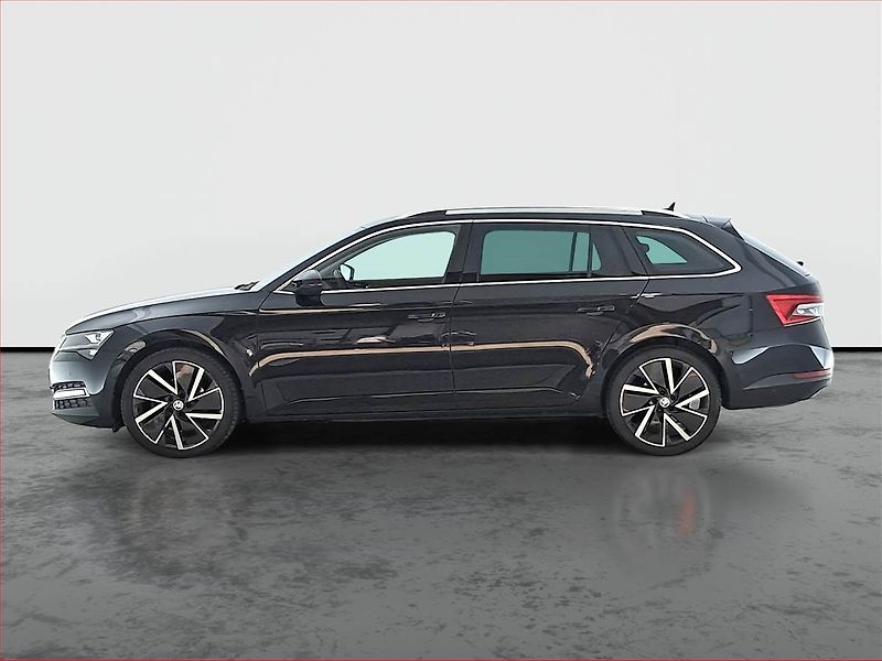 Škoda Superb (2023) 2.0 TDI - fotka 3 z 22