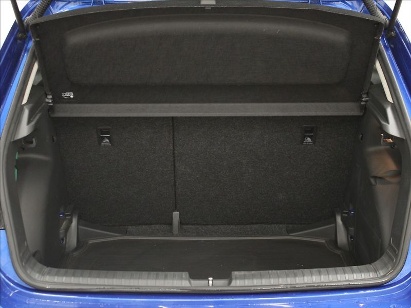 Škoda Fabia 1,0 TSi 85kW Selection 5L.Zár - fotka 20 z 22