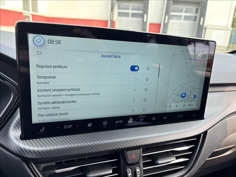 Ford Kuga 2,5 PHEV  ST-Line X  AUT DPH - fotka 37 z 46