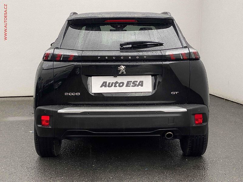 Peugeot 2008 (2022) 1.5 HDi, 2.maj,ČR, GT Line - fotka 5 z 20