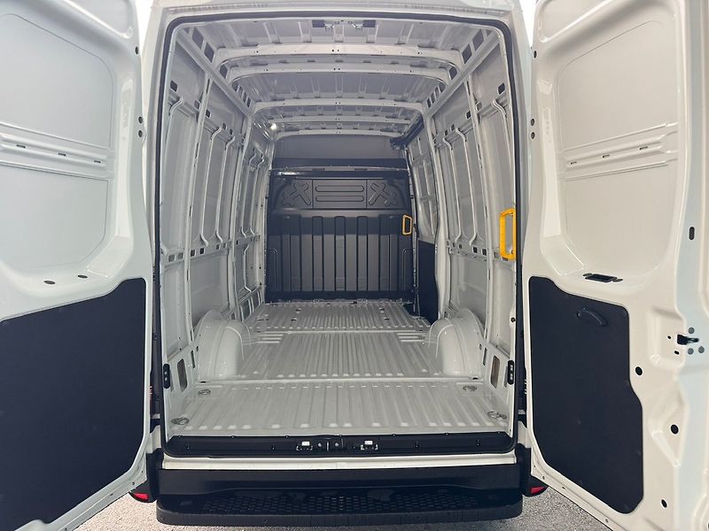 Iveco Daily (2026) 35S14 V L2H2 NOVÉ - fotka 30 z 49