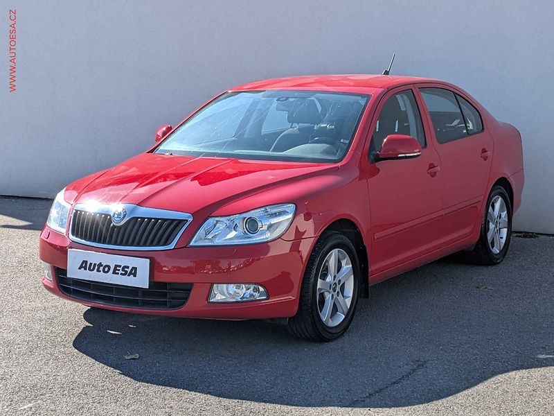 Škoda Octavia (2013) 1.4TSi, Ele, výhř.sed. - fotka 3 z 15
