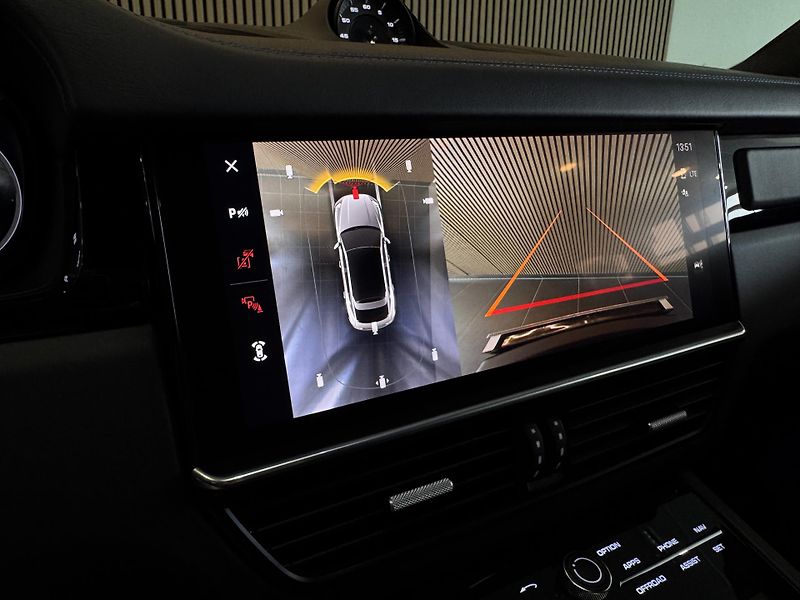 Porsche Cayenne Turbo GT PCCB Burmester Záruka - fotka 42 z 44