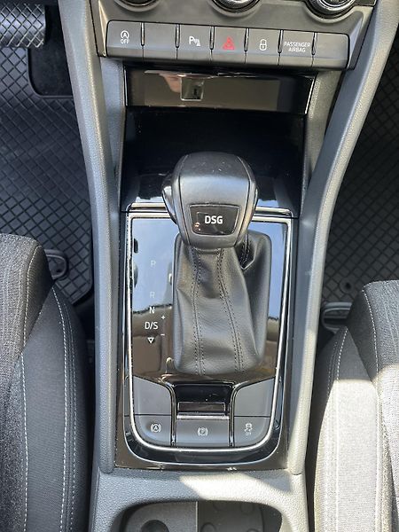 Škoda Karoq 1.5 TSi DSG 110 kW Full Led - fotka 21 z 30
