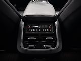 Volvo XC60 B4 AWD INSCRIPTION  - náhled 31