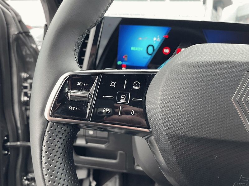 Renault Austral (2024) E-Tech full hybrid 200 techno - fotka 14 z 39