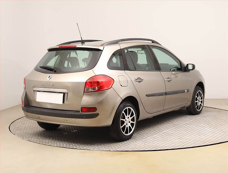 Renault Clio (2009) 1.2 16V , ČR,1.maj, nová STK - fotka 5 z 19