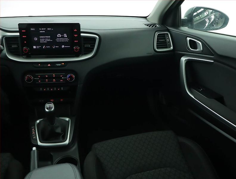 Kia Ceed (2023) Spin 1.0 T-GDI, SPIN, DPH - fotka 8 z 15