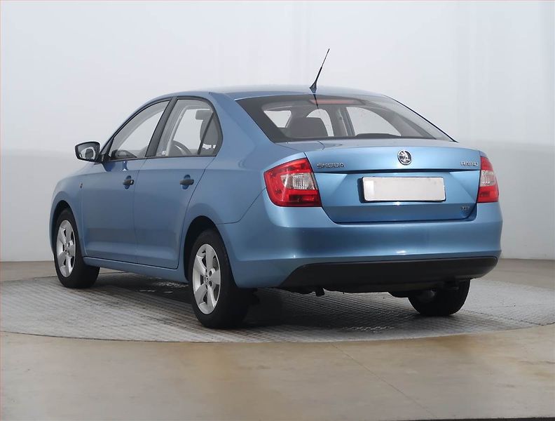 Škoda Rapid (2013) 1.2 TSI, ČR,1.maj - fotka 4 z 16