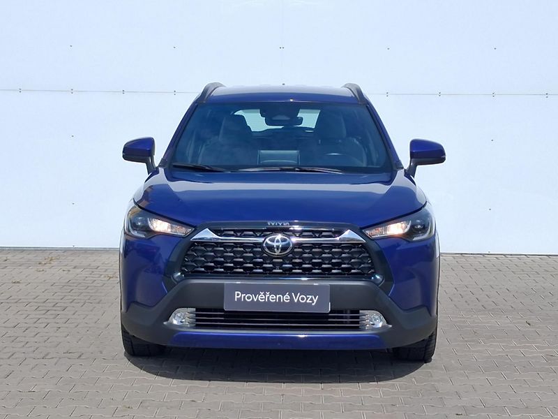 Toyota Corolla Cross 2.0 HSD e-CVT Comfort - fotka 4 z 25