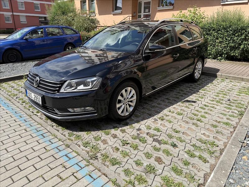 Volkswagen Passat 2,0TDi 103kW Comfort. Variant - fotografie inzerátu