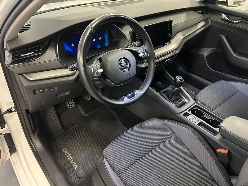 Škoda Octavia (2022) 1.5TSi Ambiion Plus 110kW  - fotka 6 z 23