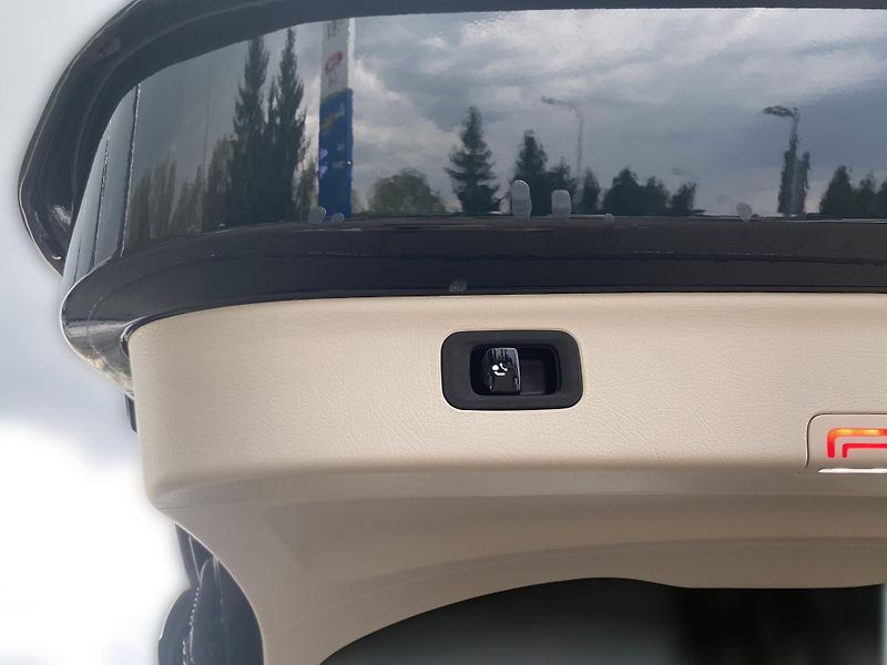 Mercedes-Benz EQS EQS SUV 450 4MATIC AMG ISP - fotka 18 z 27