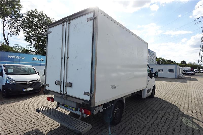 Renault Master 2,3 DCI  SKŘÍŇ CHLAĎÁK KLIMA - fotka 7 z 26
