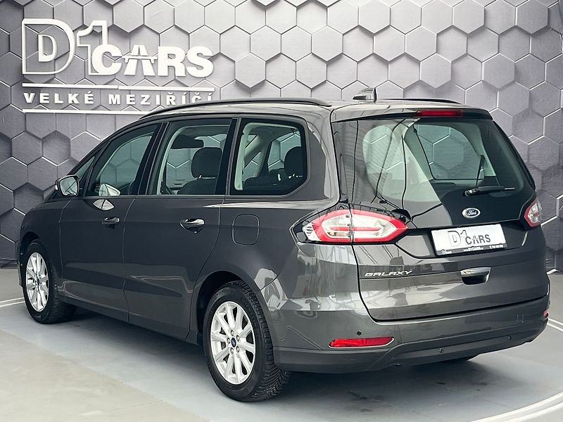 Ford Galaxy 2.0 EcoBlue, 140 kW, Cebia - fotka 2 z 45