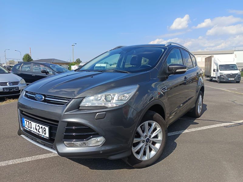 Ford Kuga (2015) - fotka 3 z 37