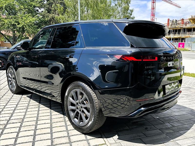 Land Rover Range Rover Sport (2026) 3,0 D250 DYNAMIC SE AWD* - fotka 3 z 25