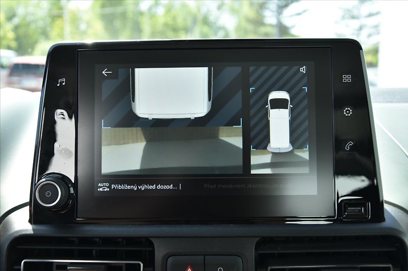 Citroën Berlingo 1.2i 96kW XTR  A/T 1. MAJITEL - fotka 24 z 31