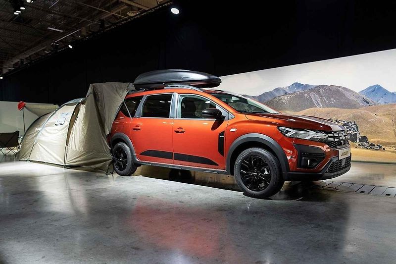 Schématický náčrt nových modelů Renaultu