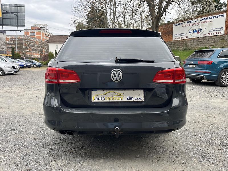 Volkswagen Passat (2011) 2,0 TDi 103 Kw TAŽNÉ - fotka 6 z 14