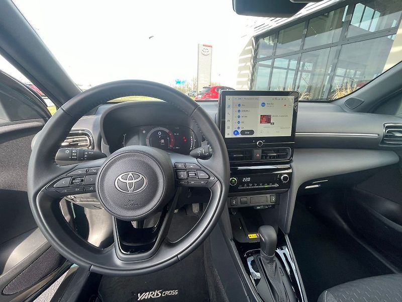 Toyota Yaris Cross 1.5 Hybrid 130k FWD Style - fotka 14 z 27