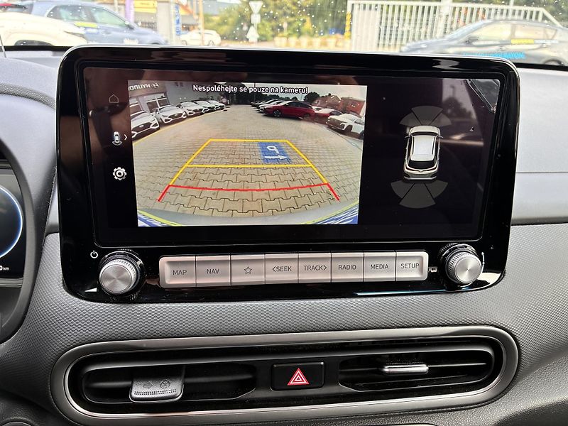 Hyundai Kona 65kWh-150KW POWER REZERVACE - fotka 23 z 45