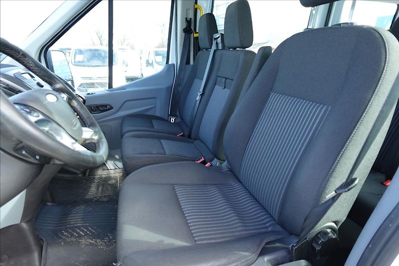 Ford Transit 2,0 TDCi  L3H2 9MÍST KLIMA SER - fotka 22 z 39