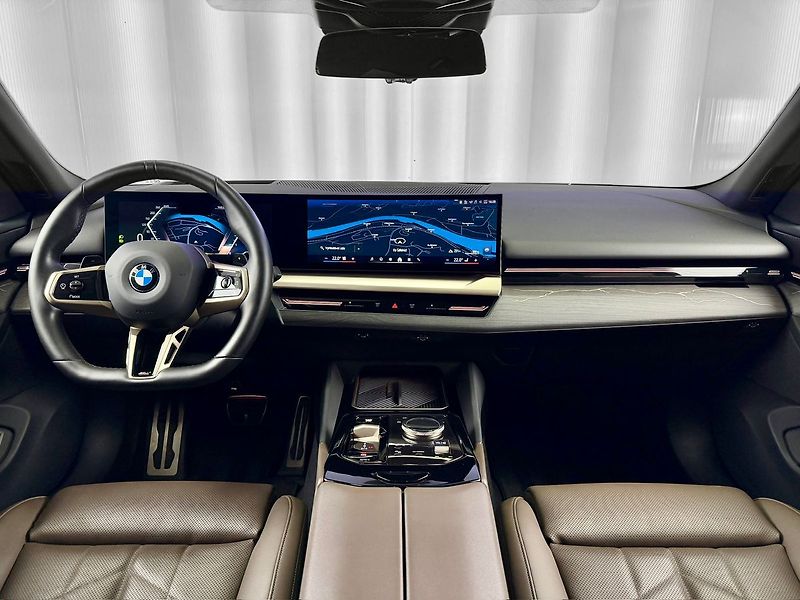 BMW Řada 5 520d xDrive, M-SPORT, HUD, H/K - fotka 10 z 33