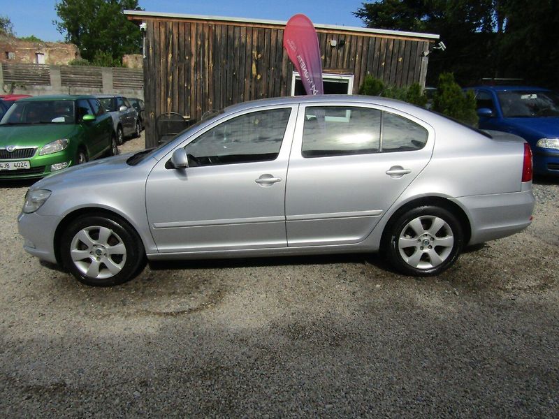 Škoda Octavia (2009) 1.9 TDI 77kW BXE BEZ DPF - fotka 3 z 36