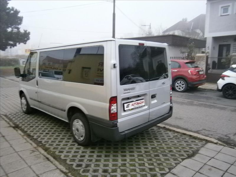 Ford Transit 2,2 TDCI KLIMA 9 MÍST - fotka 4 z 19