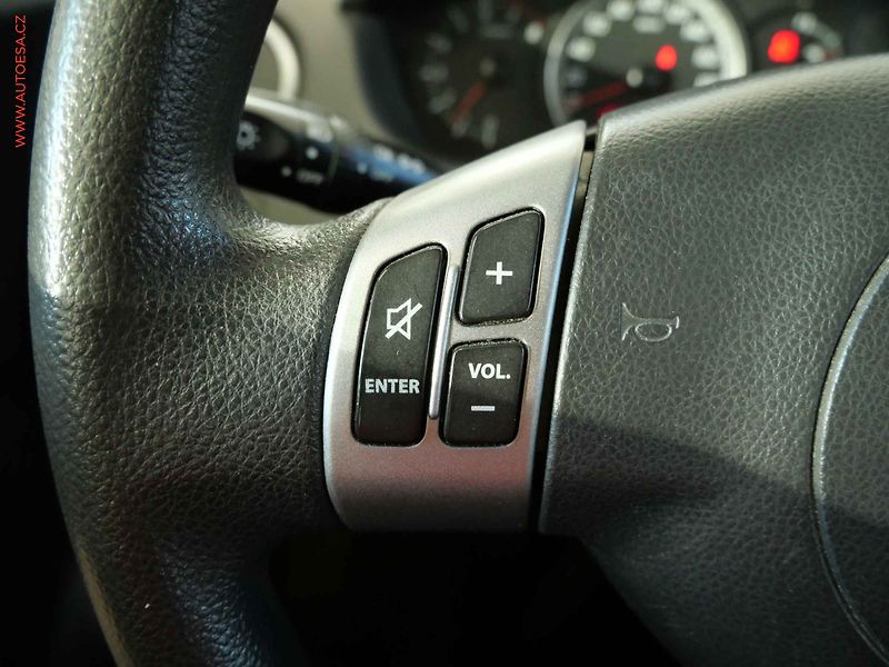 Suzuki Swift (2006) 1.4i, AC, STK5/28 - fotka 15 z 19
