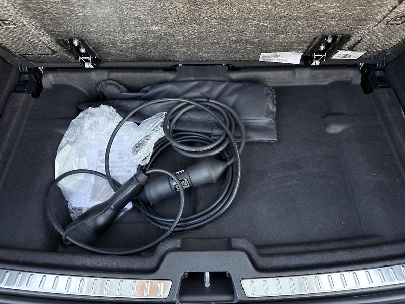 Volvo XC90 T8 AWD // PLUS DARK// PANORAMA - fotka 17 z 53