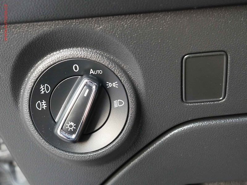 Seat Leon (2018) 1.4 TSi, X-Perience - fotka 15 z 16