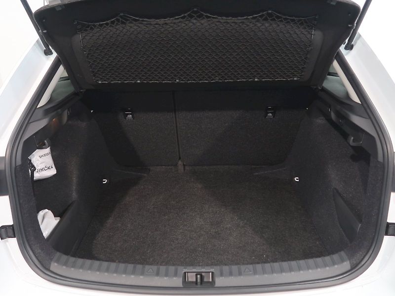Škoda Scala (2025) SELECTION 1.0TSI 85KW - fotka 38 z 39