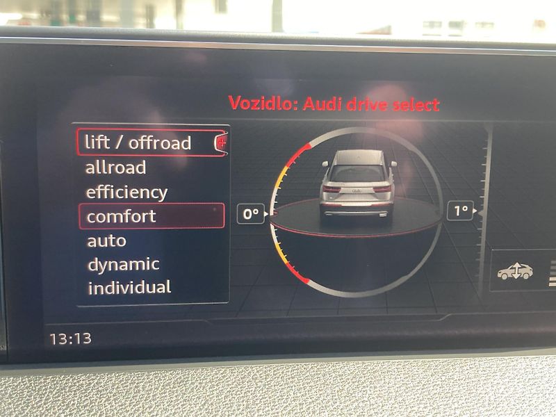 Audi Q7 (2018) 3.0 TDI quat, CZ, 1 maj, 7míst - fotka 18 z 36