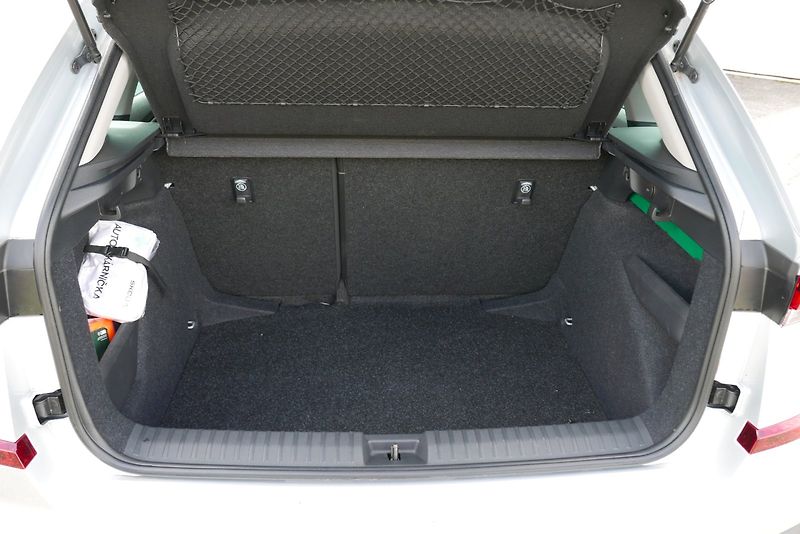 Škoda Kamiq (2025) 1.0 TSI 85 kW DSG 7° TOP Selec - fotka 21 z 27