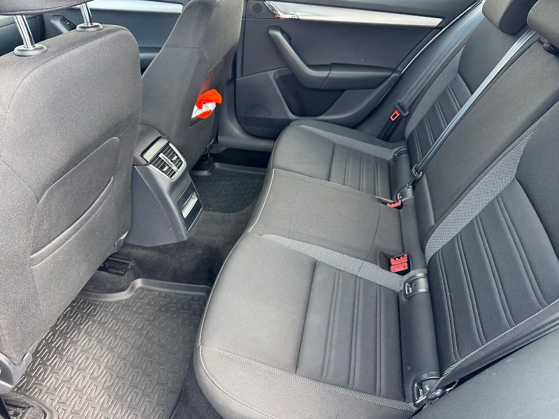 Škoda Octavia (2020) AMBITION 1.6TDI 85kW CZ DPH - fotka 8 z 11