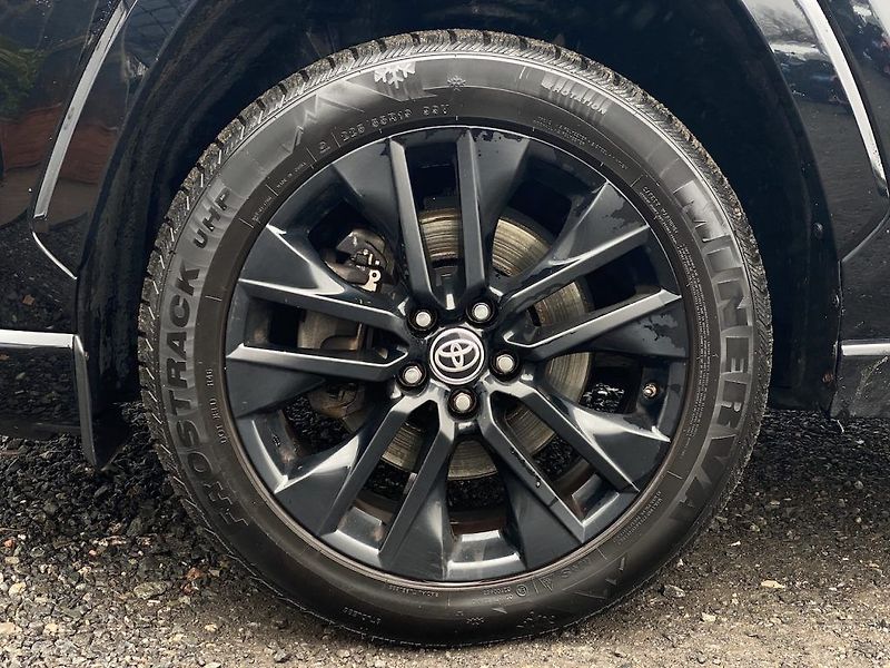 Toyota RAV4 2.5HSD, ČR-1, Black Ed., 4x4 - fotka 10 z 35