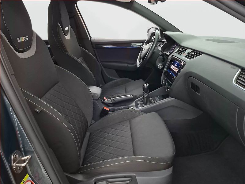 Škoda Octavia (2018) RS 2.0 TDI, Tempomat - fotka 9 z 17