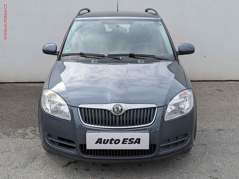 Škoda Fabia (2009) 1.4 16V, 1.maj, AC, temp - fotka 2 z 14