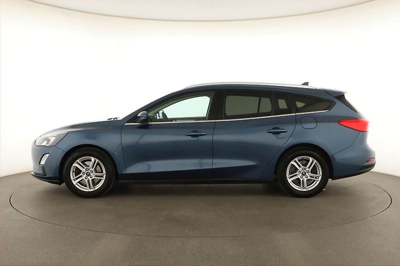 Ford Focus (2021) 1.0 MHEV, ČR,1.maj - fotka 3 z 13