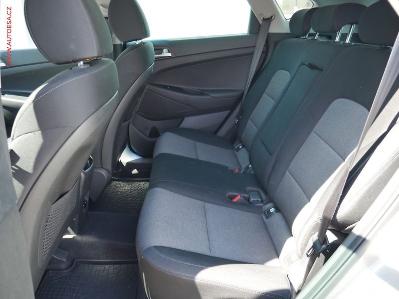 Hyundai Tucson (2020) 1.6CRDi 4x4, ČR, Adventure - fotka 10 z 24