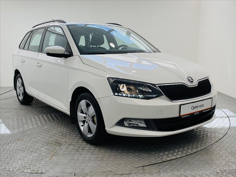 Škoda Fabia 1,4 TDI 66kW Style - fotka 23 z 24