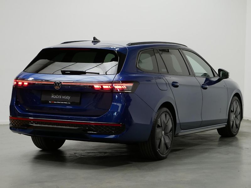 Volkswagen Passat - fotka 2 z 25