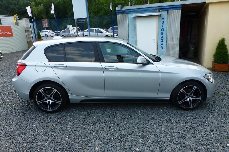 BMW Řada 1 (2012) 2.0D,dig.klima,xenony,park.sen - fotka 6 z 43
