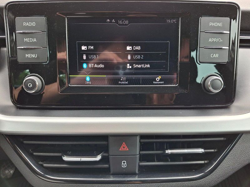 Škoda Scala (2023) Ambition 1,0TSi 81kW - fotka 20 z 33