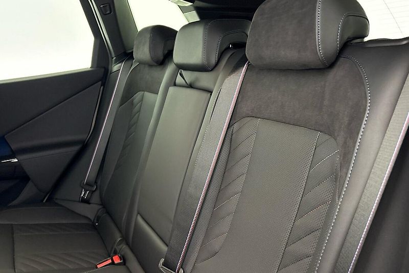 BMW X3 xDrive40d - fotka 8 z 25