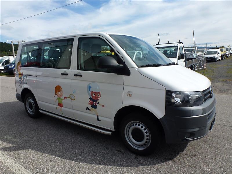 Volkswagen Transporter 2,0 TDI 9míst - fotka 6 z 46