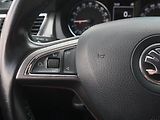 Škoda Rapid (2015) Spaceback 1.6 TDI, Xenony - náhled 16